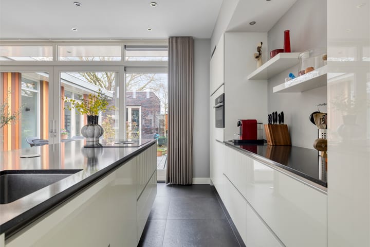 Photo 16 of De Scheifelaar 314