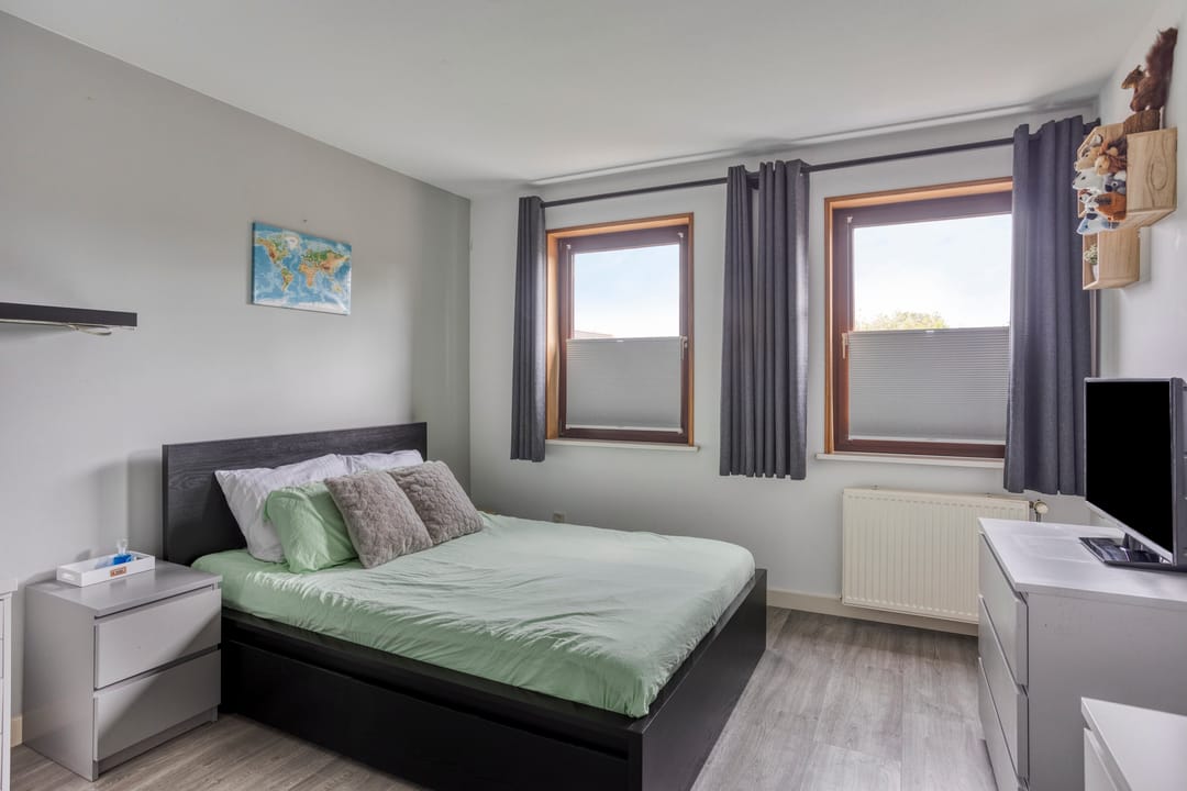 Foto 28 van H. Roland Holstlaan 15