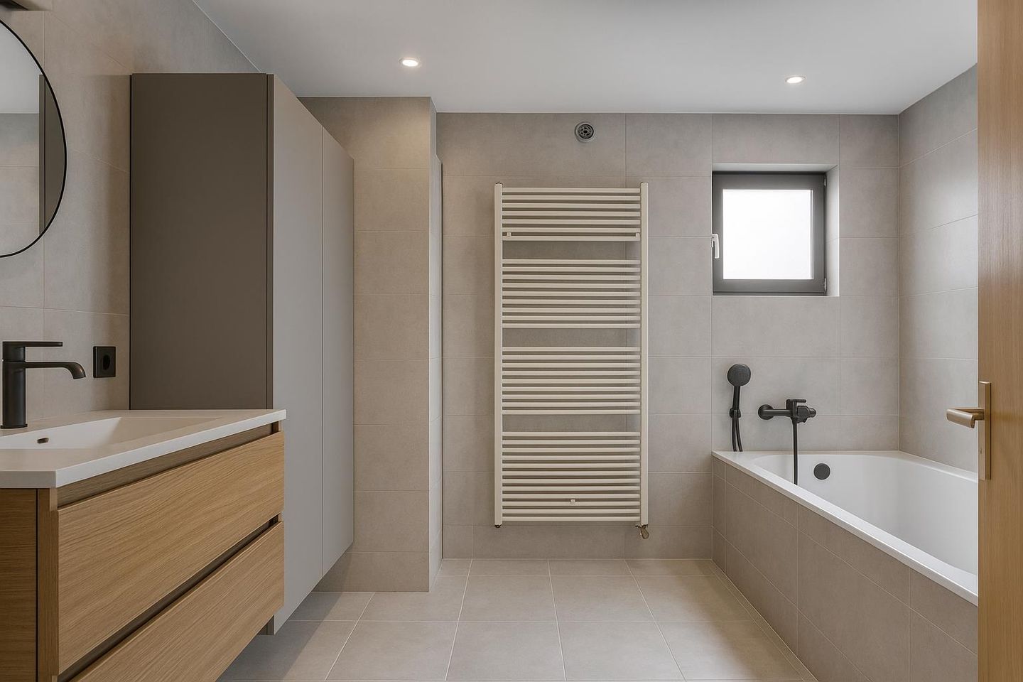 Foto 35 van H. Roland Holstlaan 15