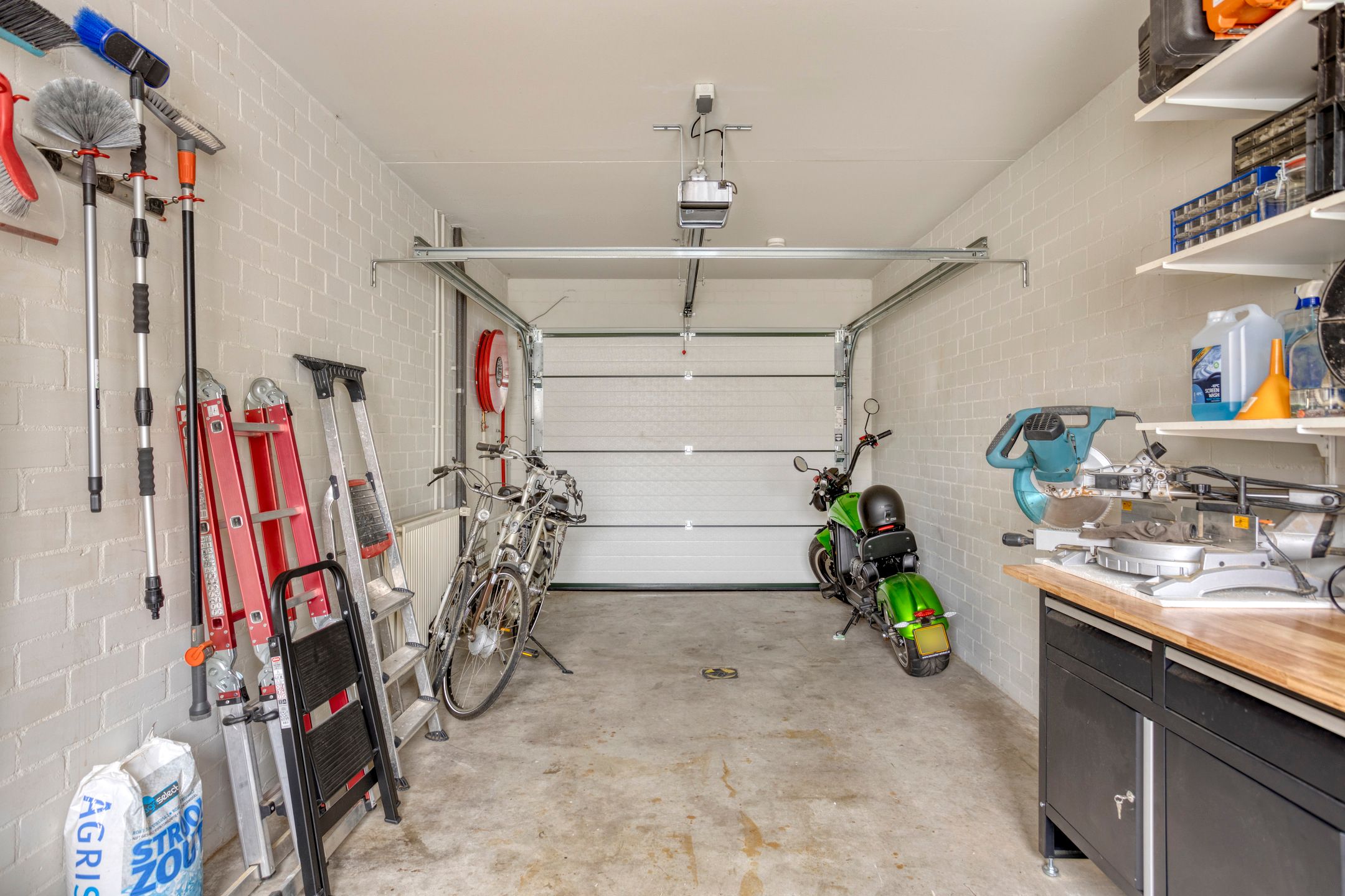 Foto 48 van H. Roland Holstlaan 15