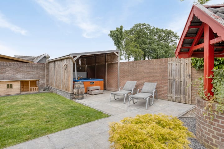 Foto 52 van H. Roland Holstlaan 15