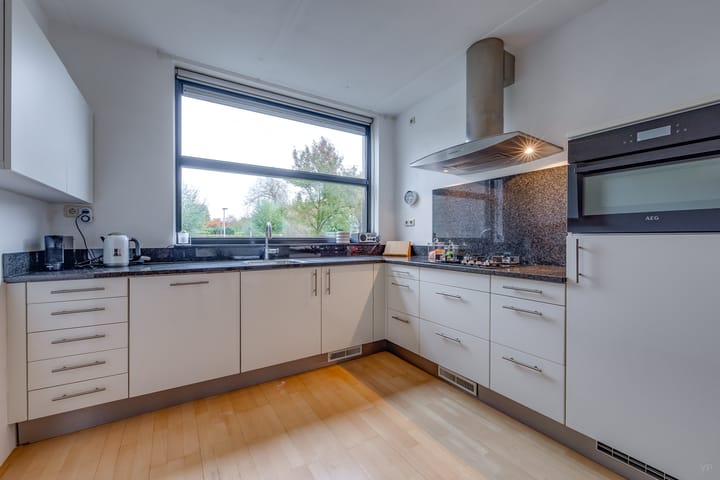 Photo 14 of Bevrijderslaan 3