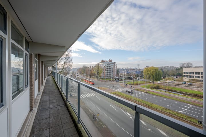 Photo 14 of Burgemeester Caan van Necklaan 628