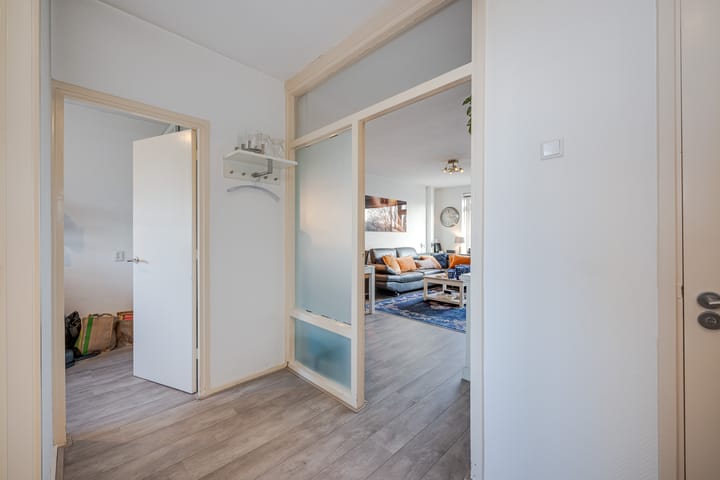 Photo 17 of Burgemeester Caan van Necklaan 628