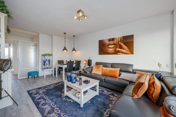 Photo 20 of Burgemeester Caan van Necklaan 628