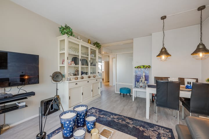 Photo 21 of Burgemeester Caan van Necklaan 628