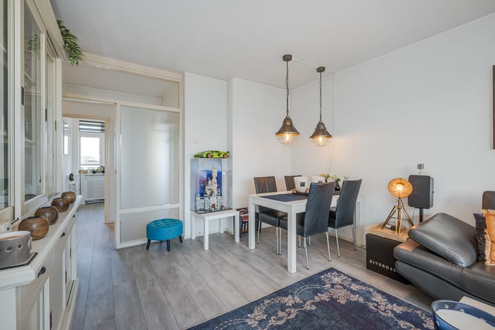 Photo 22 of Burgemeester Caan van Necklaan 628