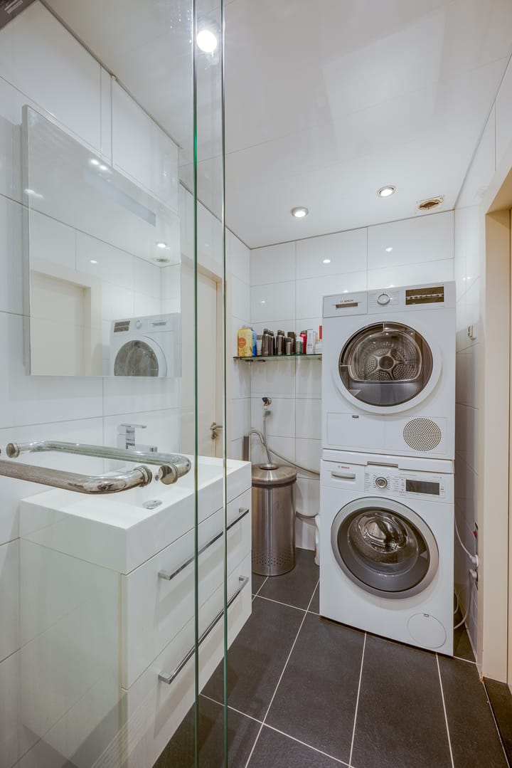 Photo 33 of Burgemeester Caan van Necklaan 628