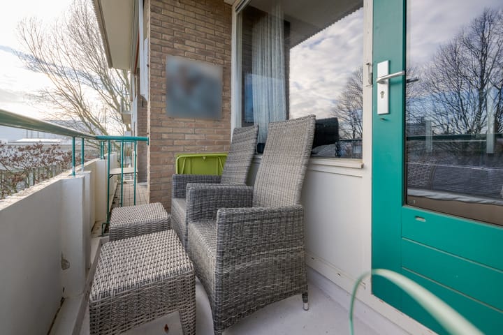 Photo 36 of Burgemeester Caan van Necklaan 628