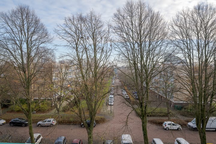 Photo 38 of Burgemeester Caan van Necklaan 628