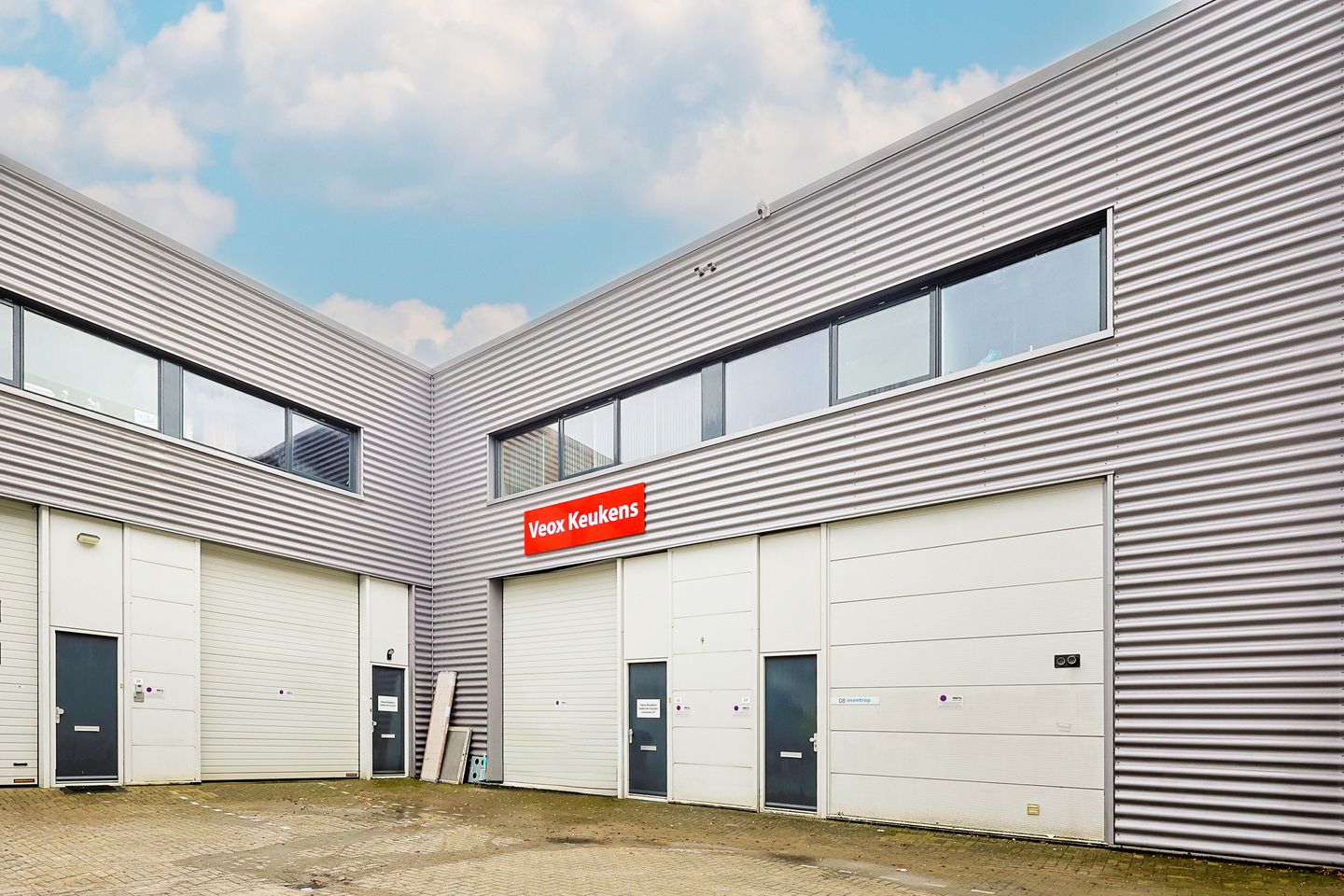 View photo 5 of Gessel 6