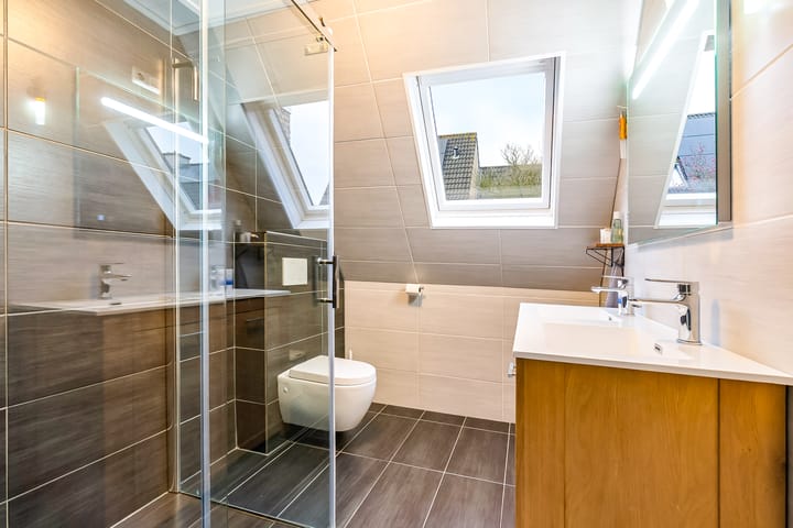 Photo 28 of Aarstraat 10