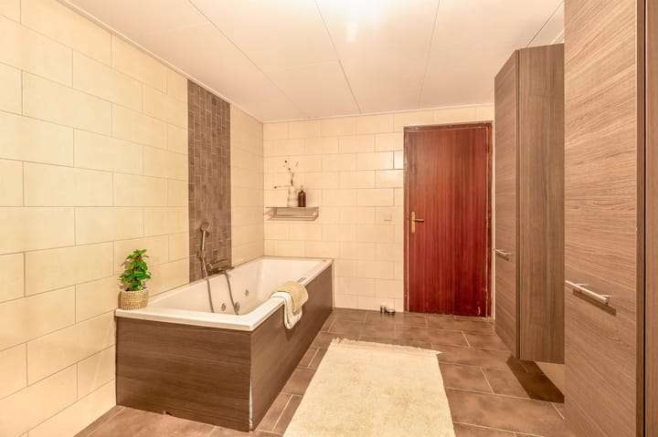 Photo 21 of Broekstraat 24-A