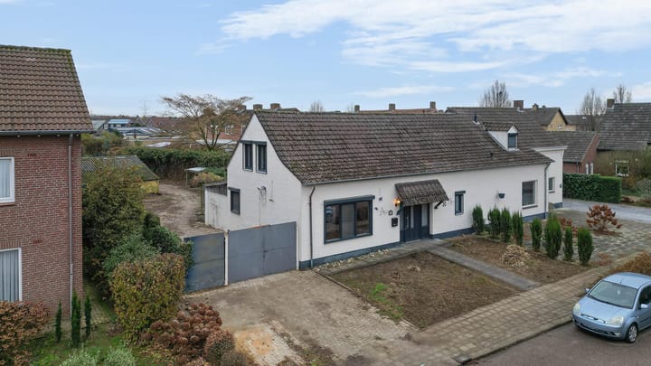 Photo 58 of Broekstraat 24-A