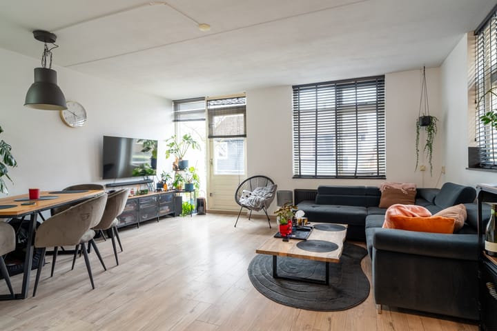 Photo 3 of Hoofdstraat 131-D