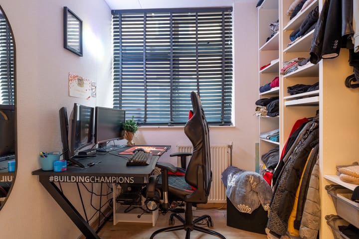 Photo 15 of Hoofdstraat 131-D