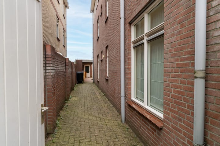 Photo 18 of Hoofdstraat 131-D
