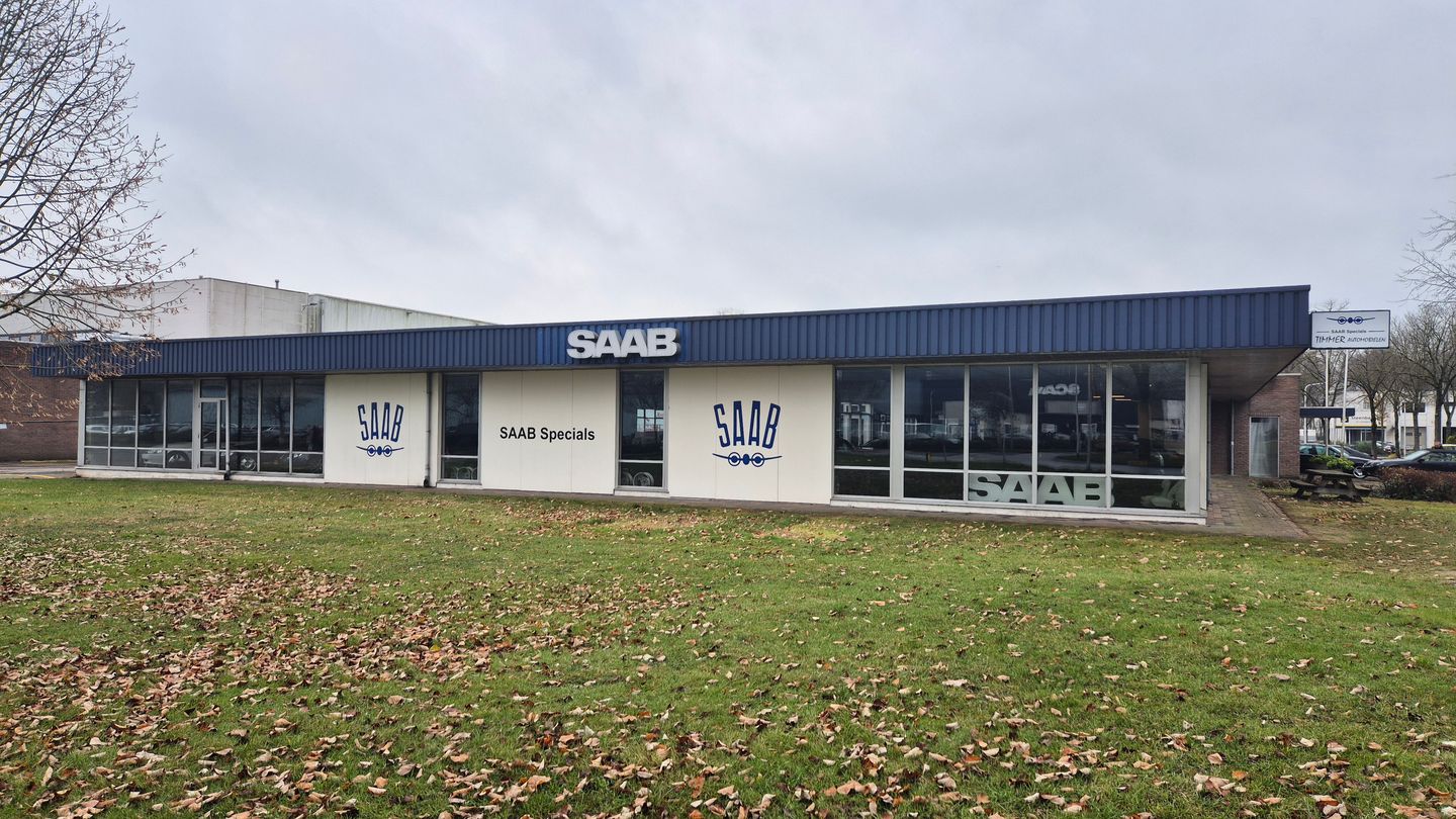 Bekijk foto 3 van Oeverlandenweg 1