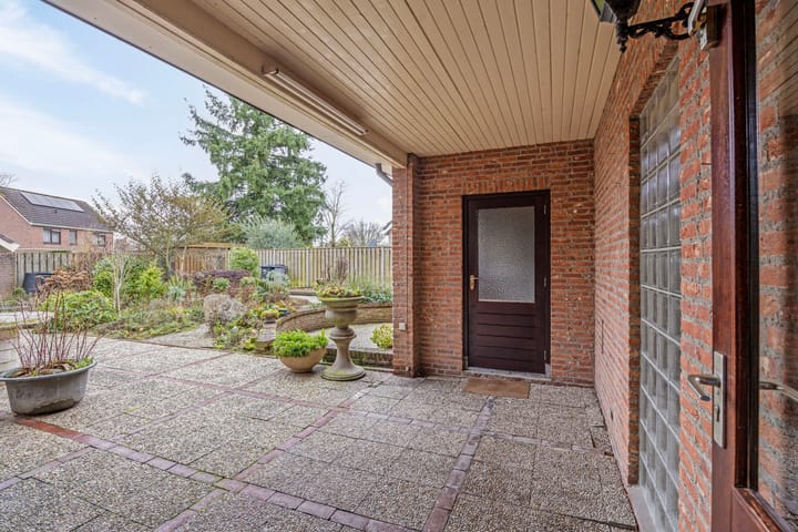 Foto 9 van Meerkoetstraat 2