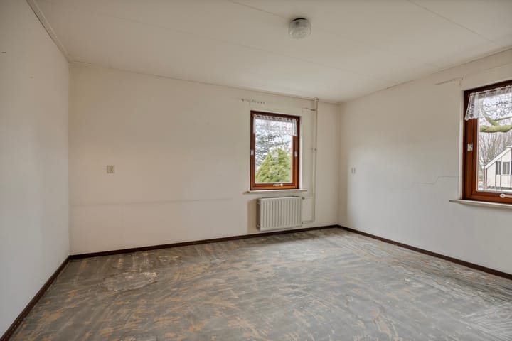 Foto 32 van Meerkoetstraat 2