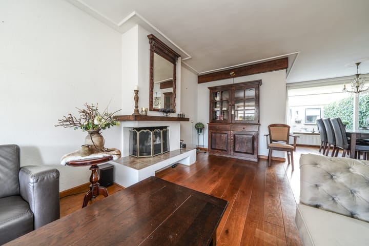 Photo 11 of Bilderdijkstraat 42