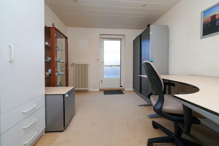 Photo 30 of Bilderdijkstraat 42