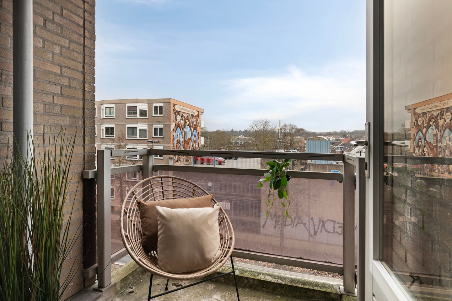 Photo 5 of Ir J.P. van Muijlwijkstraat 302