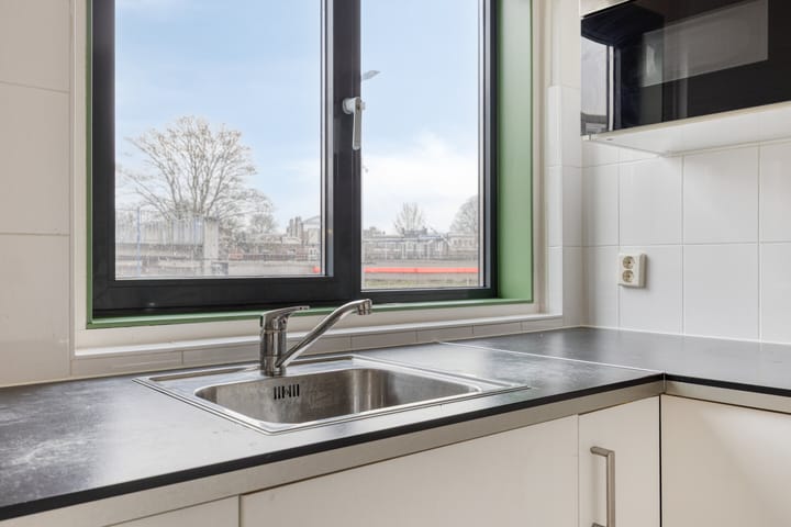 Photo 9 of Ir J.P. van Muijlwijkstraat 302