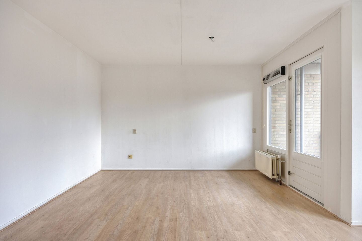 Photo 10 of Ir J.P. van Muijlwijkstraat 302