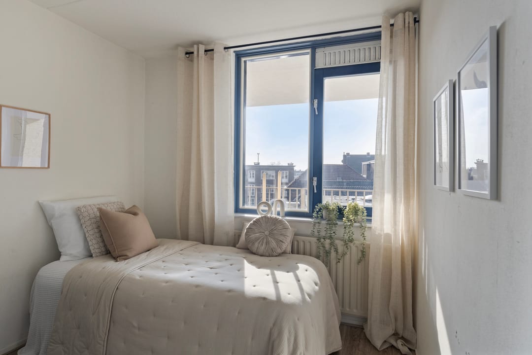 Photo 16 of Ir J.P. van Muijlwijkstraat 302