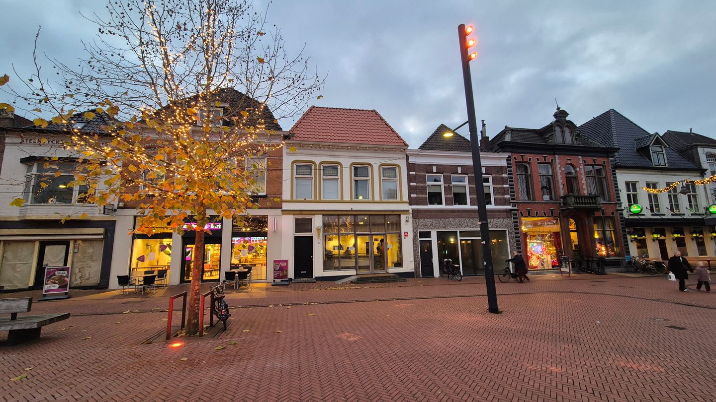 Bekijk foto 3 van Markt 32