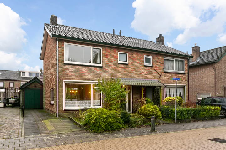 Foto 1 van Dahliastraat 44