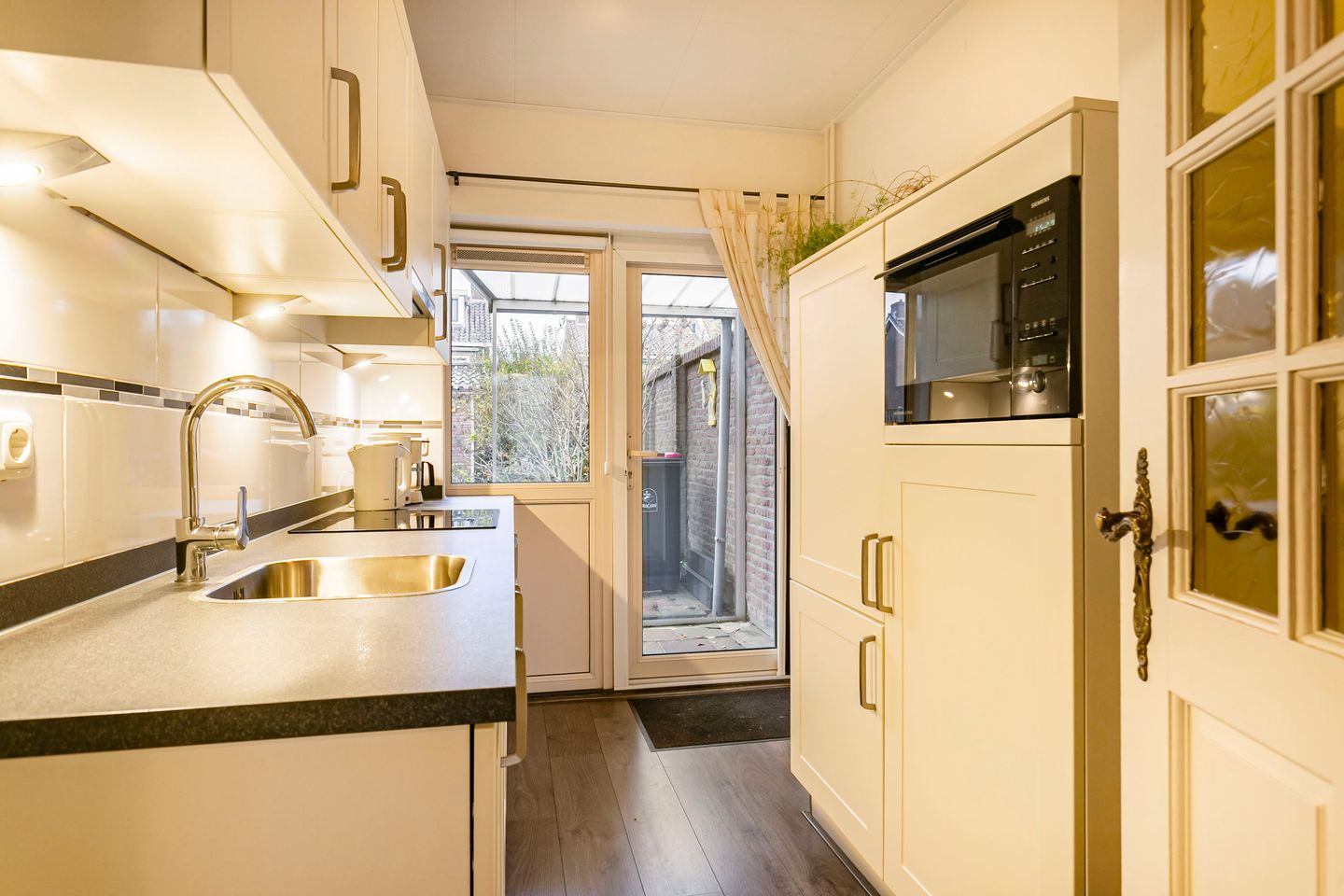 Foto 14 van Dahliastraat 44