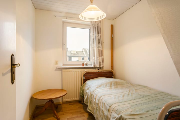 Foto 19 van Dahliastraat 44