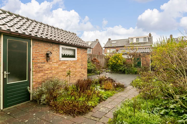 Foto 32 van Dahliastraat 44