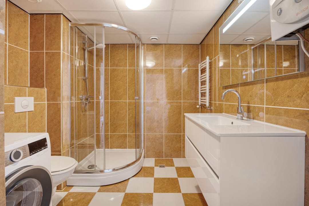 Foto 17 van Bachplein 451