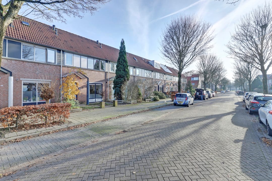 Foto 2 van Pauwoog 93
