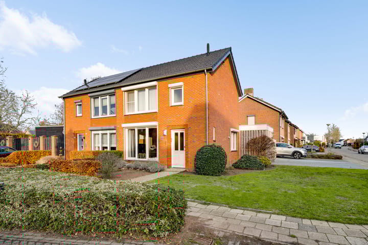 Photo 1 of Veldstraat 46