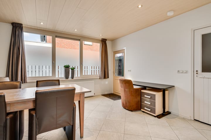 Photo 9 of Veldstraat 46