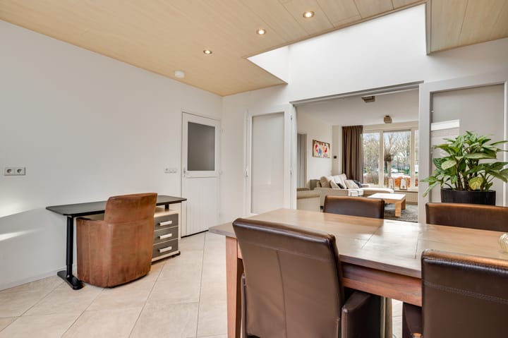 Photo 10 of Veldstraat 46