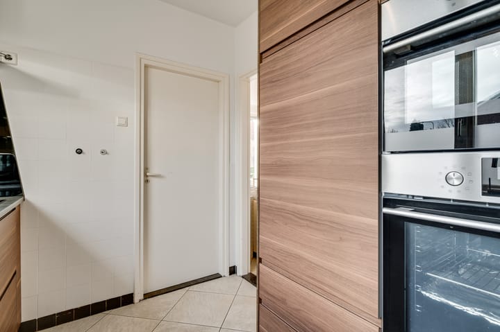 Photo 13 of Veldstraat 46