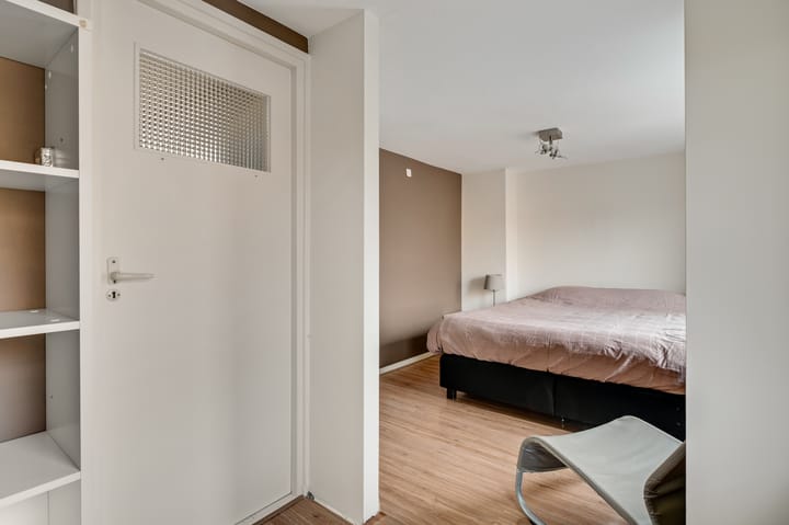 Photo 18 of Veldstraat 46