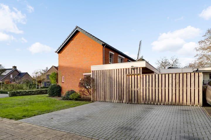 Photo 29 of Veldstraat 46