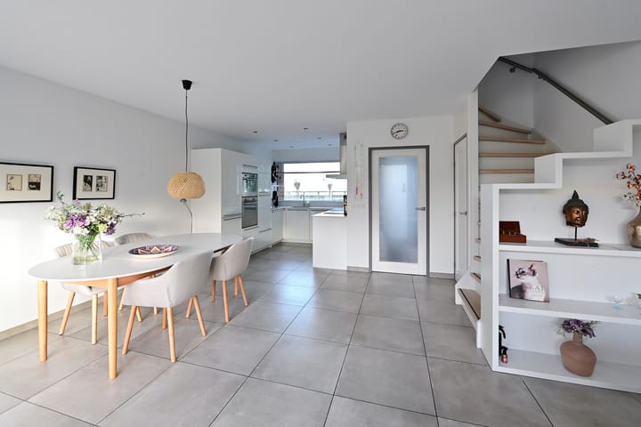 Foto 6 van de Lelie 6