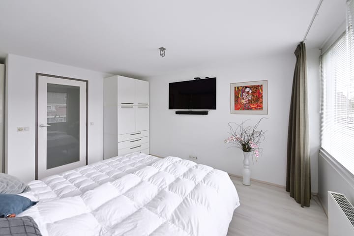 Foto 13 van de Lelie 6