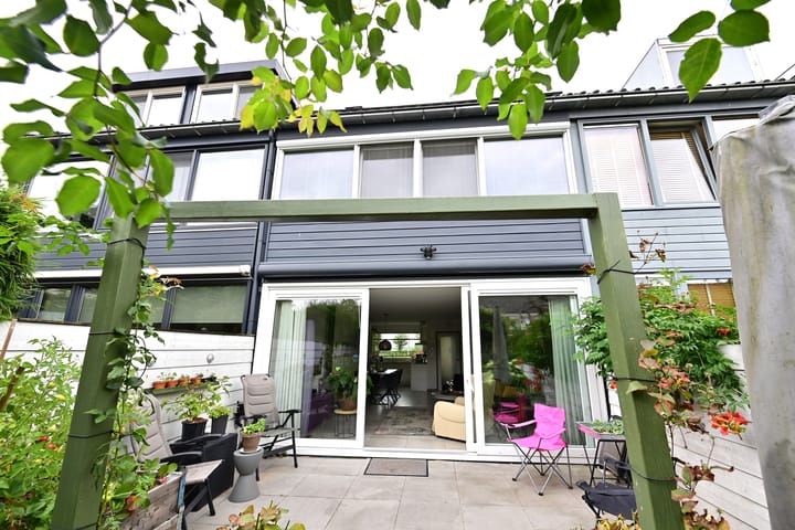 Foto 19 van de Lelie 6