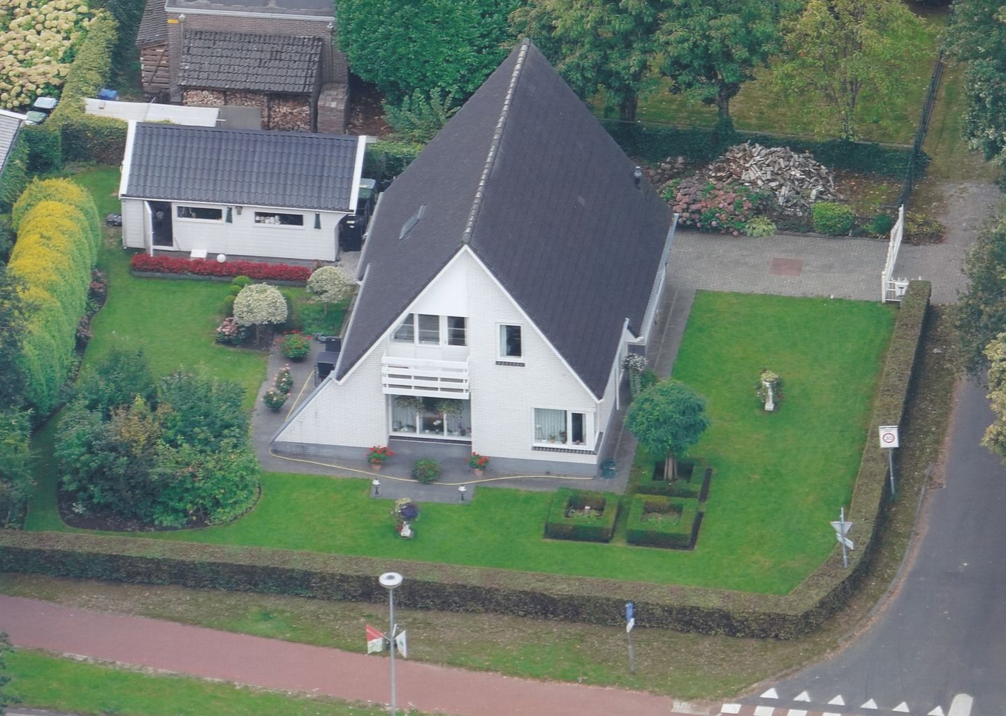 Foto 1 van Sportparklaan 1