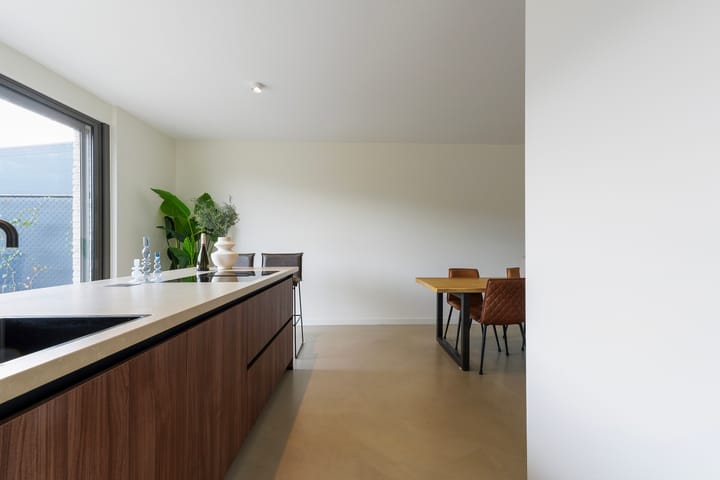 Foto 24 van Murano 49