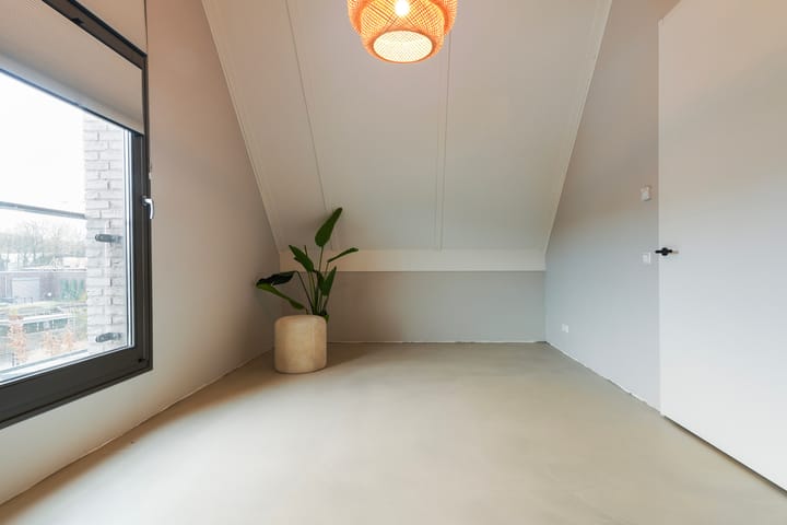 Foto 39 van Murano 49