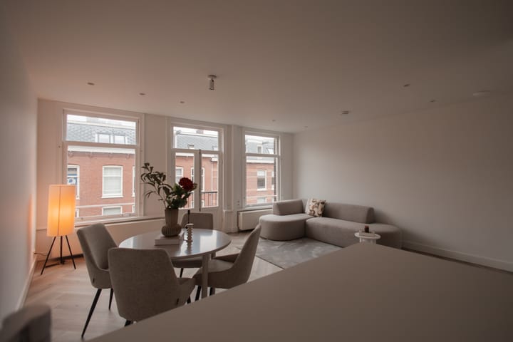 Photo 1 of Elisabeth Wolffstraat 59-3